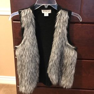 Ariat faux fur vest